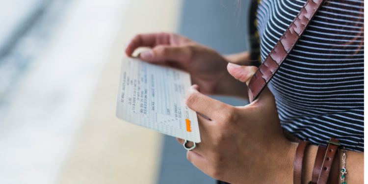 Tarifa solidária: veja como conseguir 80% de desconto em passagens de avião, mesmo comprando em cima da hora