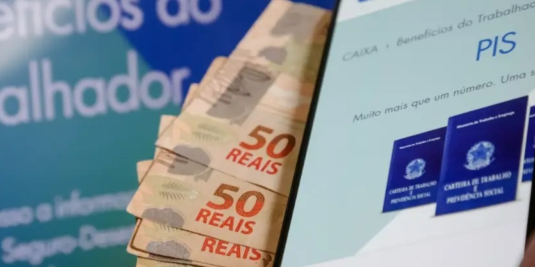 Todo dia, 15 trabalhadores vão receber novo benefício do governo