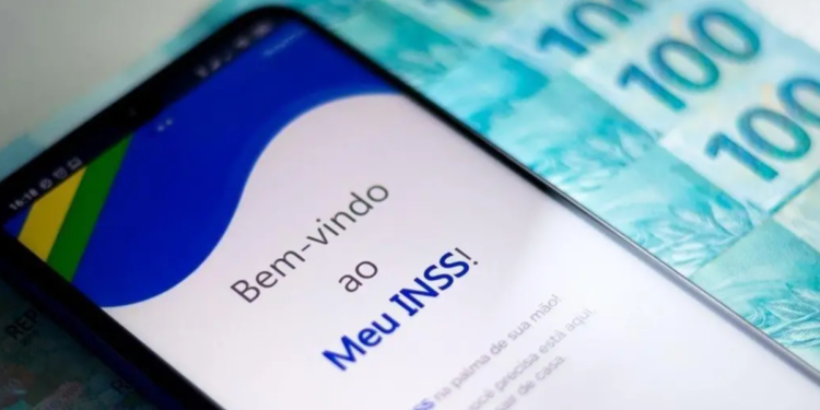 Veja qual a diferença entre a 1ª e a 2ª parcela do 13º salário do INSS