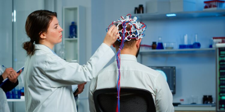 Academia Brasileira de Neurologia emite comunicado grave sobre eficácia da nova injeção brasileira para tetraplégicos