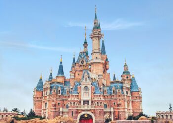 Disney muda nome de parque em Paris e prepara nova área de “Frozen” Walt Disney Studios Park passa por reformulação e abrirá com novas atrações a partir de 29 de março