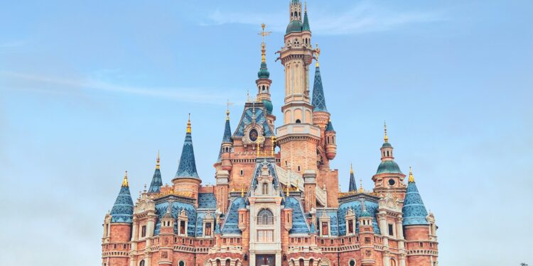 Disney muda nome de parque em Paris e prepara nova área de “Frozen” Walt Disney Studios Park passa por reformulação e abrirá com novas atrações a partir de 29 de março