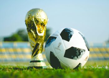 Além do ingresso, quem for assistir a Copa do Mundo 2026 terá que lidar com outra taxa de R$ 1.581