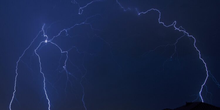 Aproxima-se um dilúvio histórico em parte do Brasil com tempestades e rajadas de vento