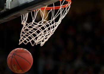 Brasileiro faz história na NBA e está muito famoso nos Estados Unidos