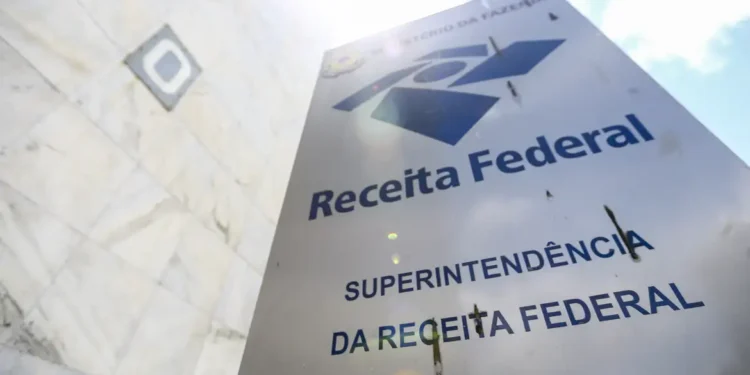 Receita Federal revela os documentos obrigatórios para declarar o Imposto de Renda 2026