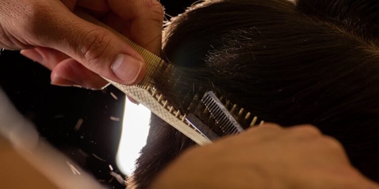 Luto: falece, aos 87 anos, barbeiro lendário que criou o corte de cabelo mais icônico do Brasil
