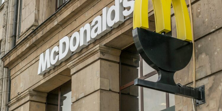 Para superar a batata frita, McDonald’s lança novo acompanhamento feito com caviar