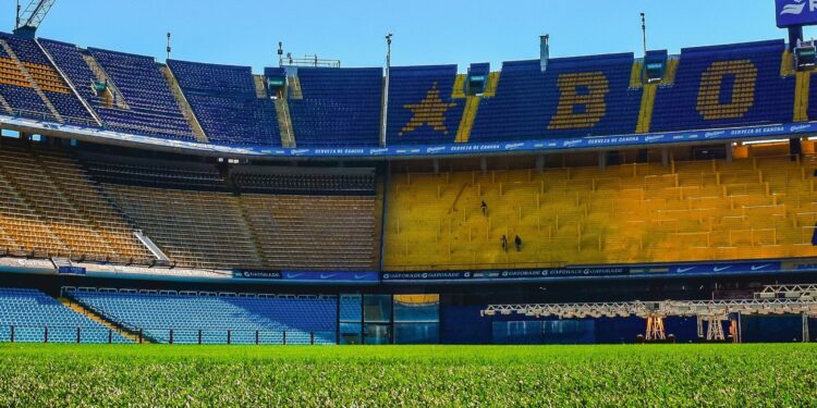 Ídolo do Boca Juniors sofre infarto aos 55 anos e encontra-se hospitalizado