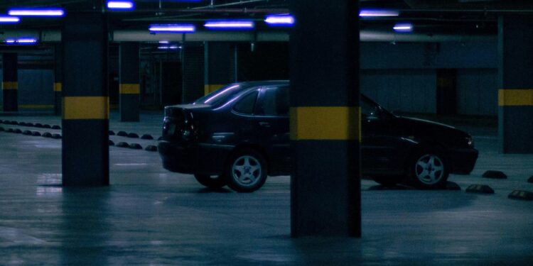 Motoristas estão sendo recebendo multa de R$ 293,47 em shoppings por motivo inusitado