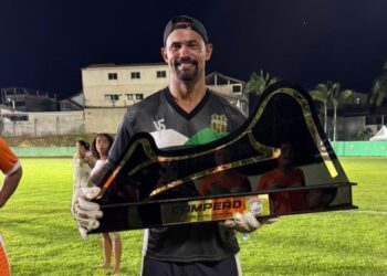 Goleiro Bruno abre o jogo sobre o caso Eliza Samudio e responde pergunta do filho