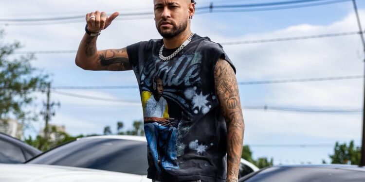 Neymar pode parecer rico, mas Luciano Hang tem fortuna quase 3 vezes maior