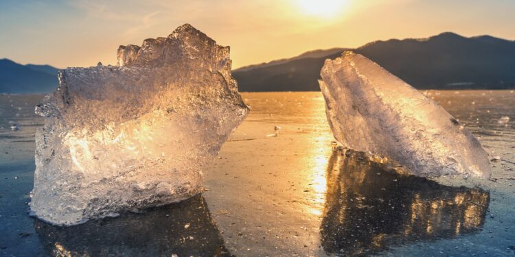 Fuso-horário mais insano do mundo: ilhas vizinhas ficam a 4 km de distância, mas vivem com 21 horas de diferença