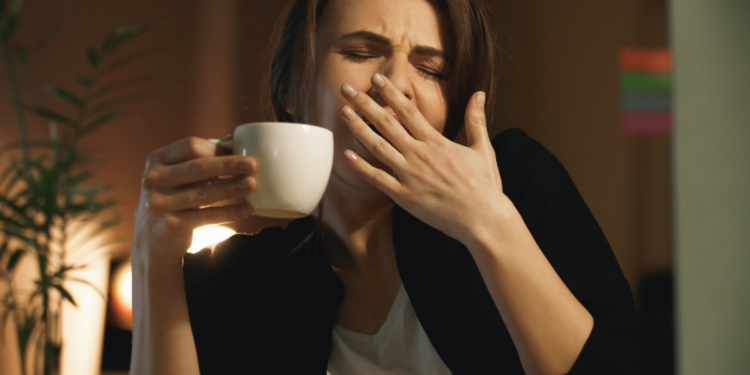 A melhor bebida para consumir à noite e evitar idas ao banheiro de madrugada