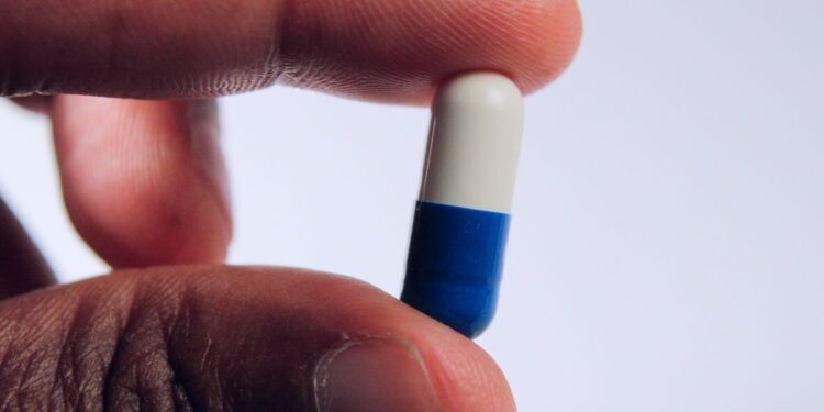 Além de alimentos, supermercados agora também vão ter prateleiras de remédios no Brasil