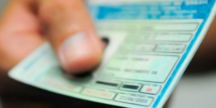 CNH: valor para tirar a primeira habilitação reduz quase 50% em 2026