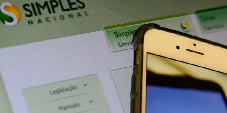 Fact Check: Receita Federal vai desativar o CNPJ de quem não pagar o DAS-MEI de janeiro e fevereiro?