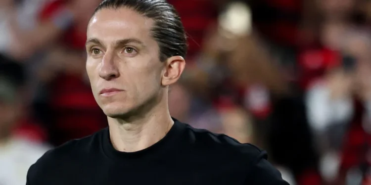 Recém-demitido do Flamengo, Filipe Luís surpreende e descarta trabalho em seleção