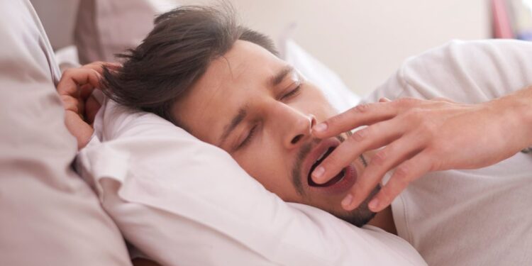 OMS alerta: quase metade das pessoas no mundo sofrem com essa doença e poucos sabem