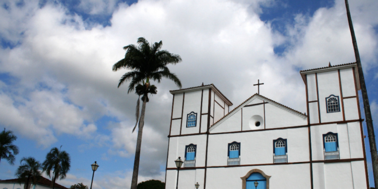 Parece Europa colonial, mas está no Brasil: cidade chama atenção por “parar no tempo”
