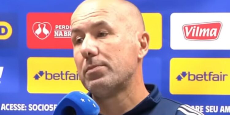 Primeiro movimento de Leonardo Jardim no Flamengo: 4 novos reforços serão contratados