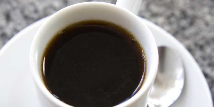 Tem algo além do pó: o truque que especialistas usam para melhorar o café