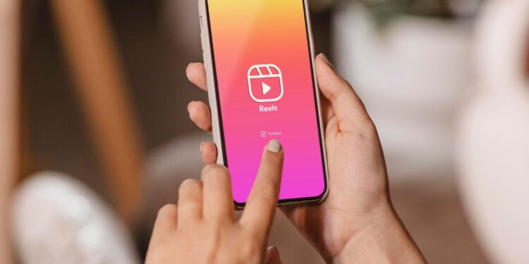 WhatsApp, Instagram e Facebook agora vão cobrar assinatura de usuários