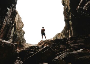 A caverna brasileira com “portal” de 200 metros que pode entrar para o livro dos recordes