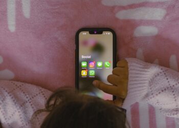 Antes de começar o dia, faça isso por 2 minutos: a psicologia explica o impacto