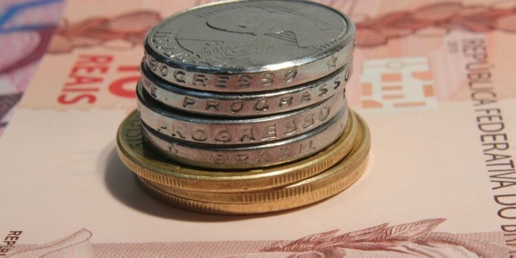 Nova nota de R$ 5,00 feita pela Casa da Moeda pode valer até R$ 400,00 entre colecionadores