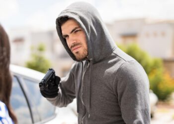 Estudo revela qual tipo de pessoa corre mais risco de sofrer crime nas grandes cidades