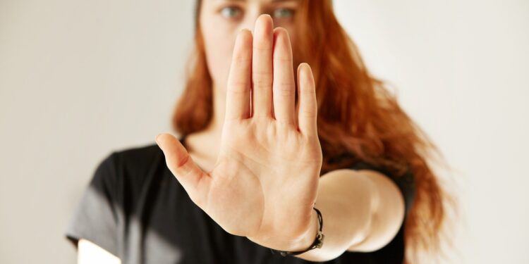 Nova regra permite ação imediata contra agressores de mulheres no Brasil