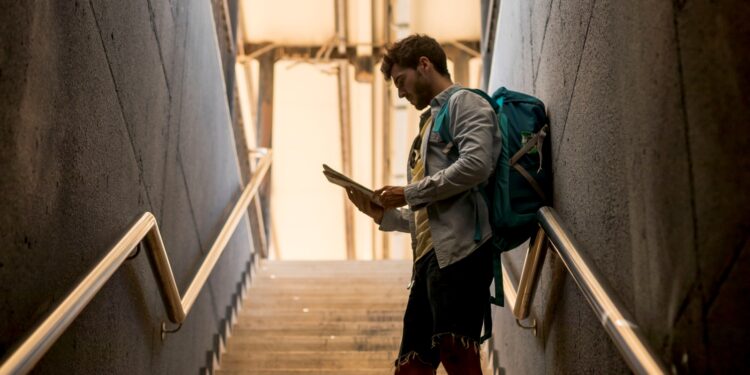 O novo estilo de vida dos milionários: luxo, segurança e isolamento em um bunker do Brasil