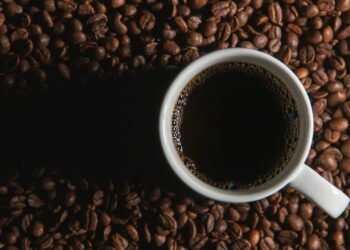O que acontece com seu corpo quando você toma café sem açúcar?