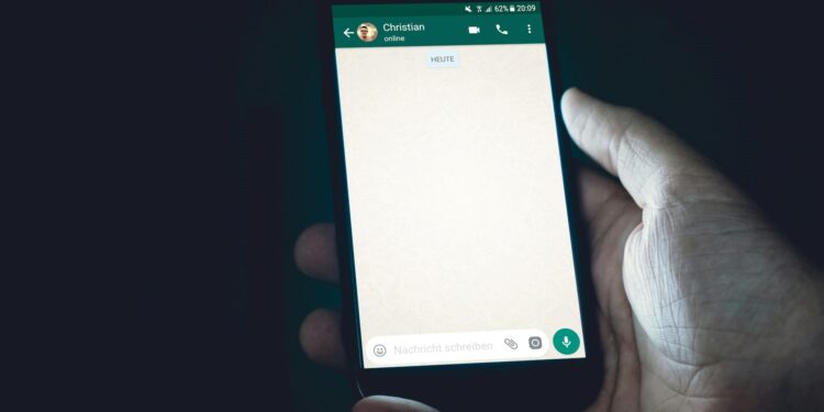 O WhatsApp não avisa, mas esse truque indica quando alguém está te ignorando