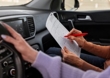 Renovar a CNH agora pode cortar o seu benefício do INSS; entenda