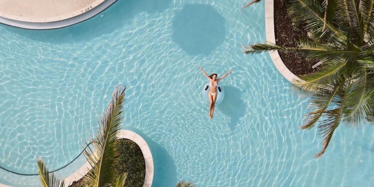 Turistas do mundo inteiro estão indo para este resort de 809 mil m² e há um motivo