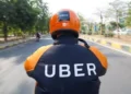 Uber agora pode expulsar motoboys que fizerem isso nas ruas
