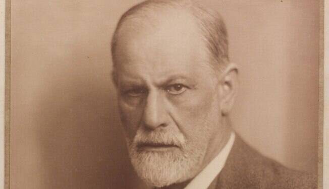 Sigmund Freud, pai da psicanálise: “A mente é como um iceberg, apenas uma pequena parte é visível”