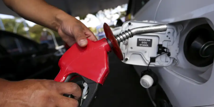 A gasolina no Brasil pode nunca mais ser a mesma: entenda o que o governo quer mudar