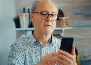 Alerta para aposentados: app Meu INSS muda completamente e idosos vão precisar se adaptar