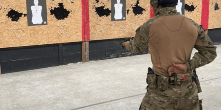 Brasil fecha parceria com o FBI e policiais brasileiros passam por treinamento da SWAT