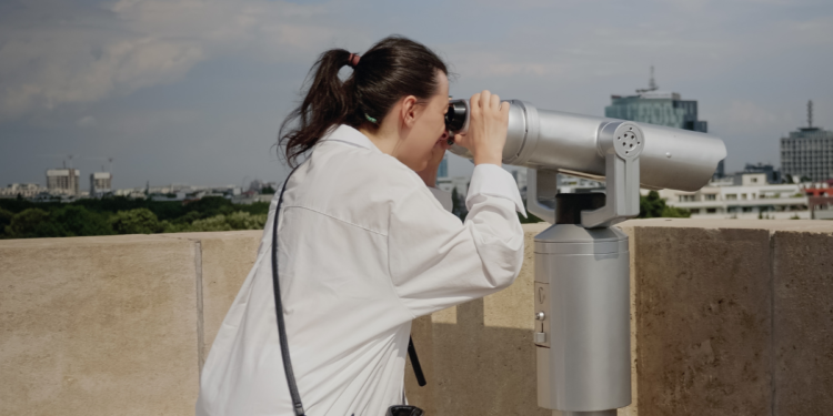 Cientistas pedem para que todos olhem para o céu e vejam o que vai acontecer no 01/05