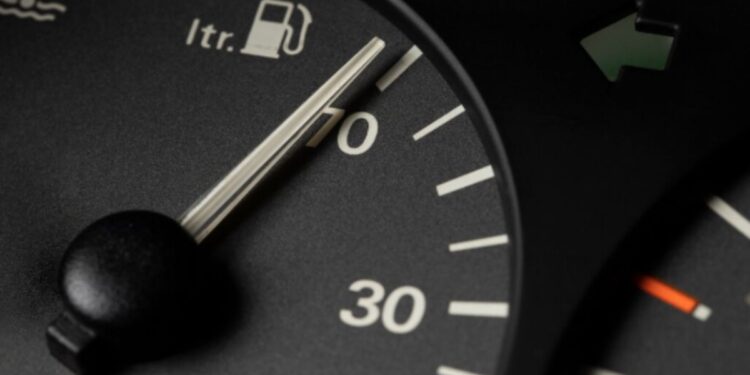 Marcador de combustível no carro