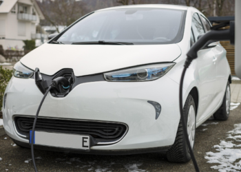 Donos de carros elétricos ganham novo motivo para se sentirem um passo à frente