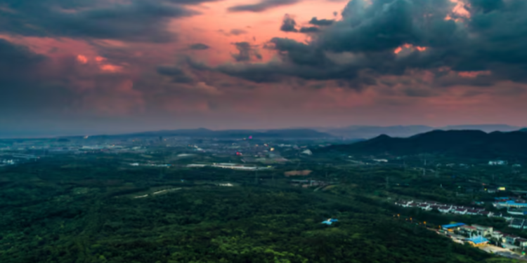 Especialistas pedem que brasileiros se preparem para o que vai acontecer com o clima no feriado do 01/05