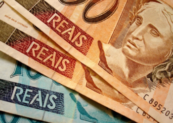 Governo anuncia crédito de R$ 50 mil para quem ganha até R$ 13 mil por mês