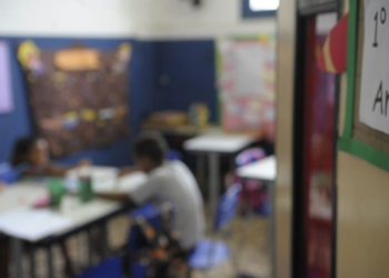 Governo anunciou suspensão das aulas por 7 dias: estudantes terão mais descanso antes das férias de julho, neste país