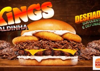 Lanche do Burger King com carne desfiada