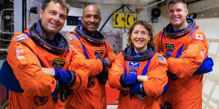 Missão Artemis: NASA expõe salários de astronautas e números não são o que muitos imaginam